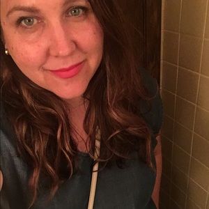 Meet your Posher, Jency
